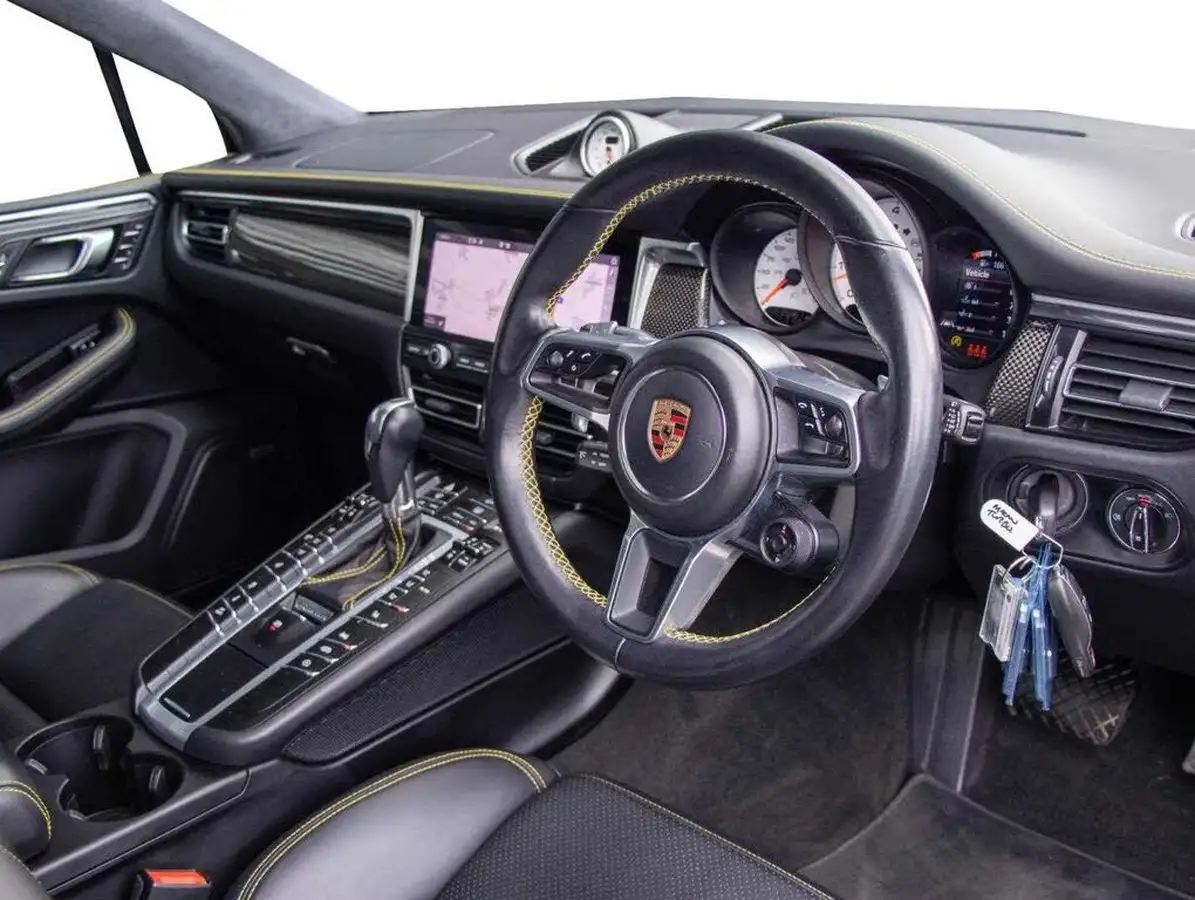 2020-porsche-macan-29-v6-turbo-big-2