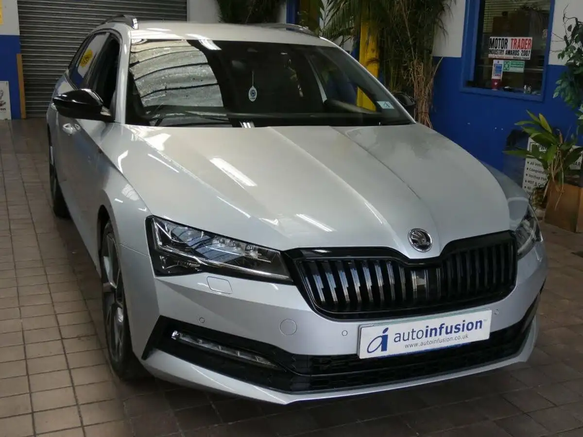 2020-skoda-superb-15-tsi-sportline-plus-estate-big-31