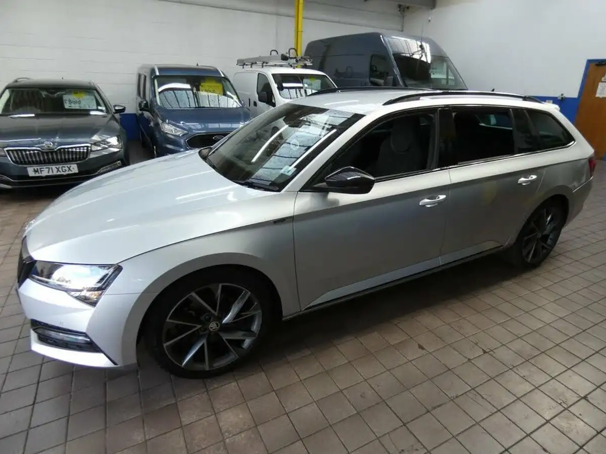 2020-skoda-superb-15-tsi-sportline-plus-estate-big-7
