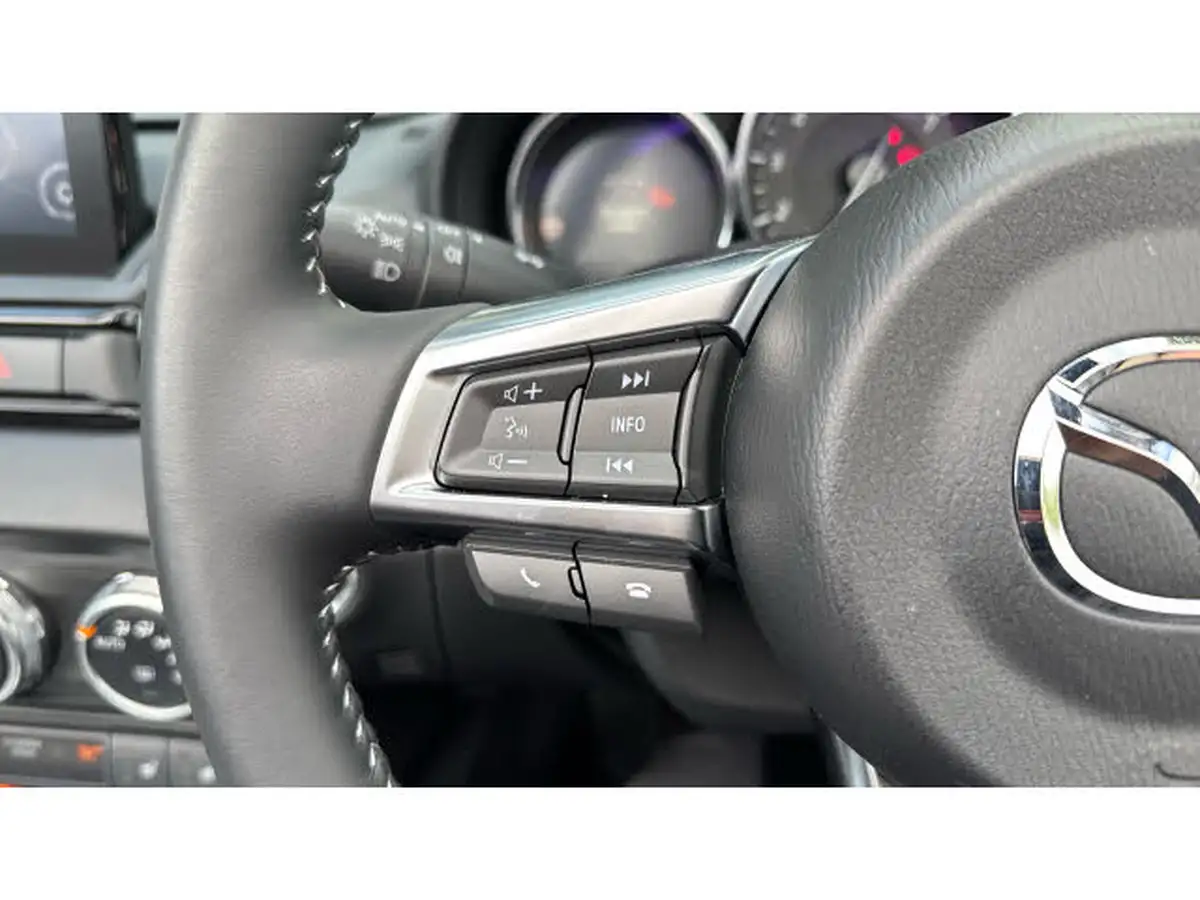 2024-mazda-mx-5-20-exclusive-line-roadster-big-16