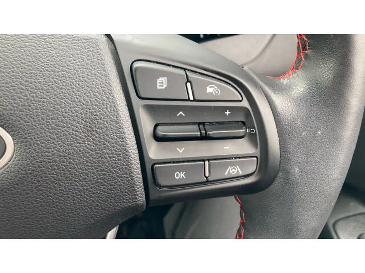 2025-hyundai-i10-10-t-gdi-n-line-90ps-two-tone-roof-big-32