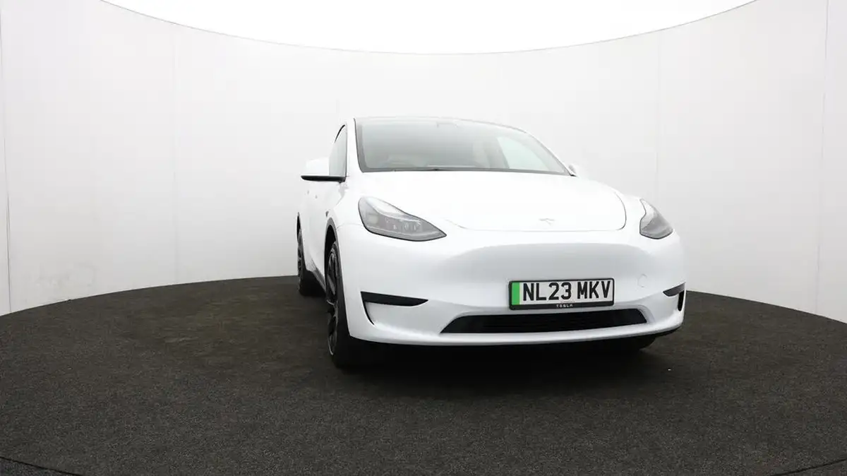 2023-tesla-model-y-e-rwd-big-55