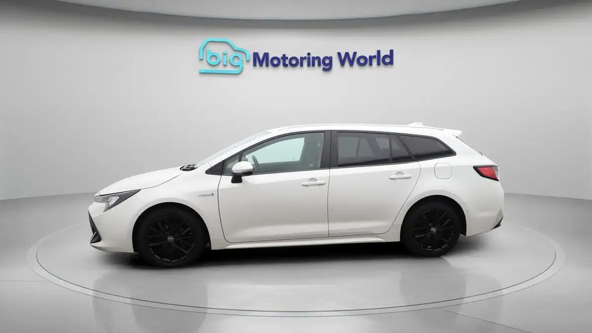 2020-toyota-corolla-20-vvt-i-design-spare-wheel-touring-sports-big-4