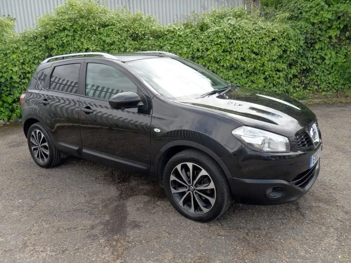 2012-nissan-qashqai-15td-n-tec-big-6