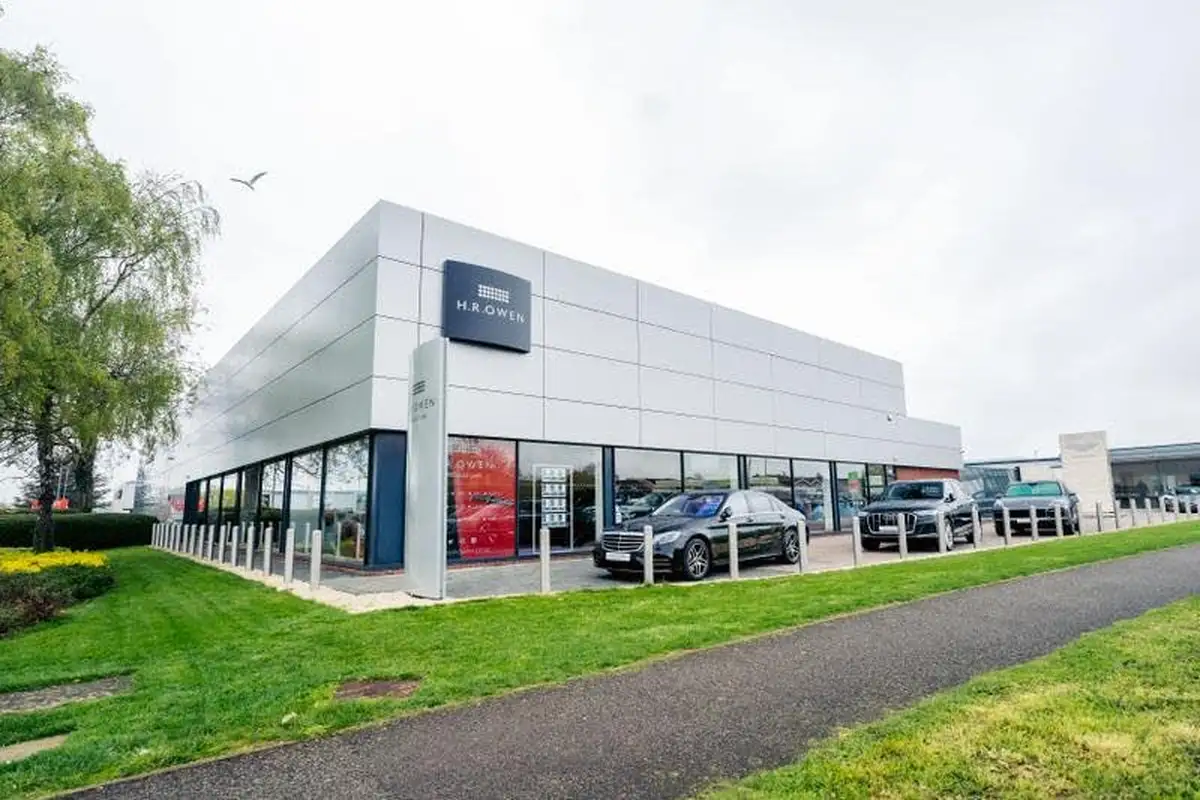 2019-bentley-bentayga-60-w12-speed-big-53