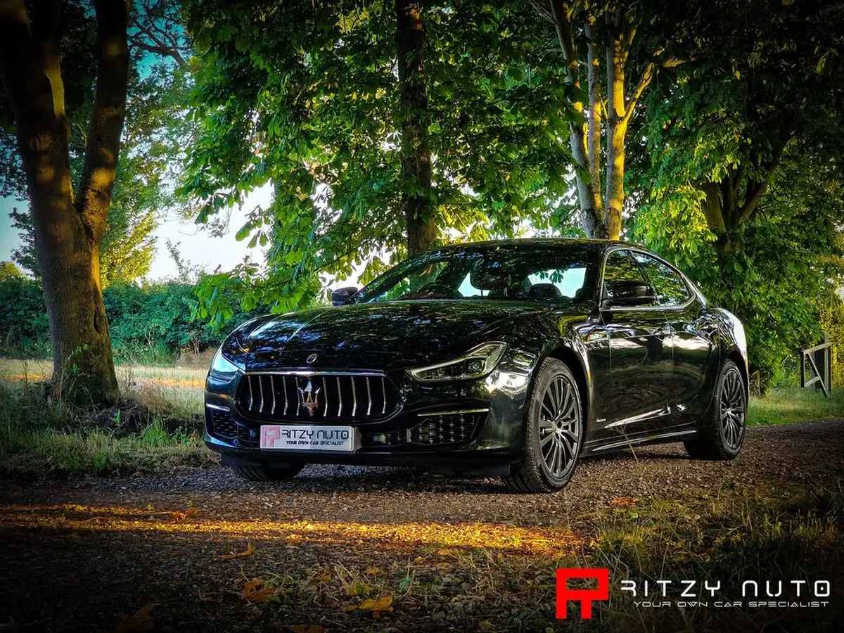 2017-maserati-ghibli-30-s-granlusso-ss-big-25
