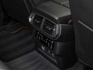 2021-lamborghini-urus-40-no-trim-small-20
