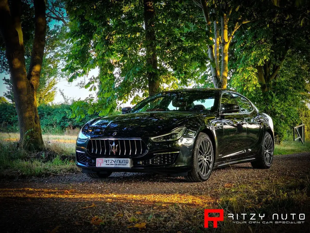 2017-maserati-ghibli-30-s-granlusso-ss-big-1