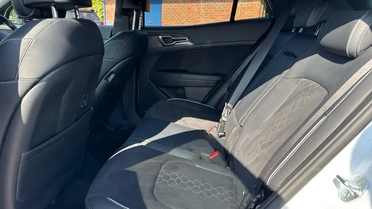 2024-kia-sportage-16-t-gdi-gt-line-148bhp-48v-dct-big-8