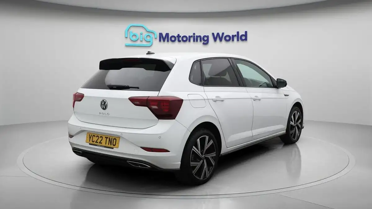2022-volkswagen-polo-10-tsi-r-line-110ps-dsg-big-7