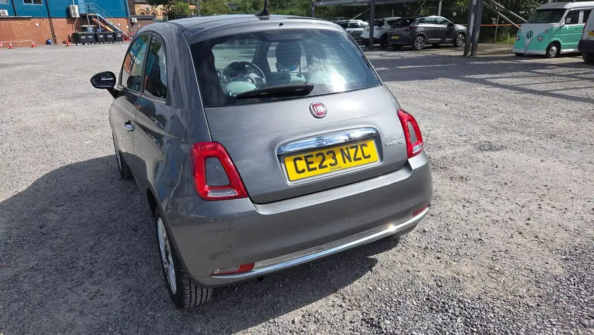 2023-fiat-500-10-dolcevita-big-14