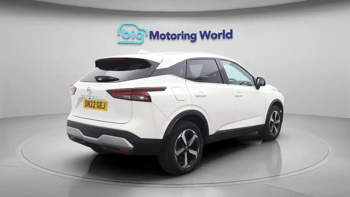 2022-nissan-qashqai-13-dig-t-n-connecta-140ps-big-7