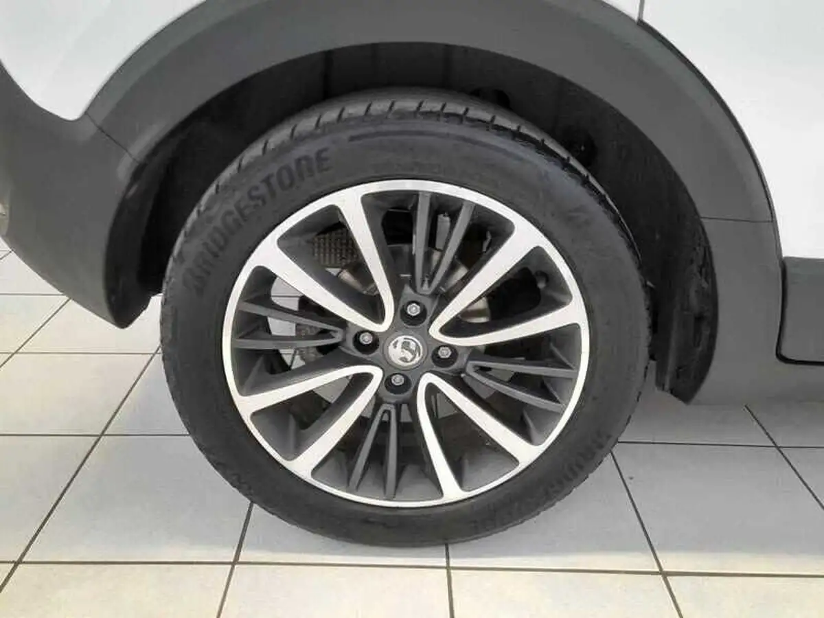 2019-vauxhall-crossland-x-12-elite-83ps-ss-big-7