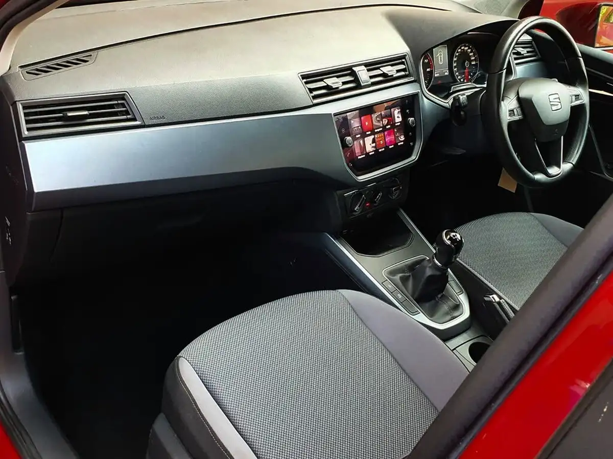 2019-seat-arona-10-tsi-se-technology-95ps-ss-big-6