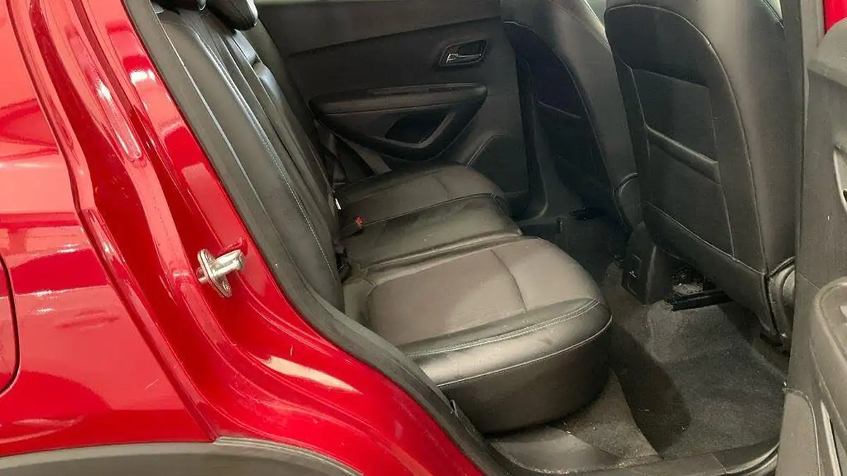 2013-chevrolet-trax-14-lt-big-11