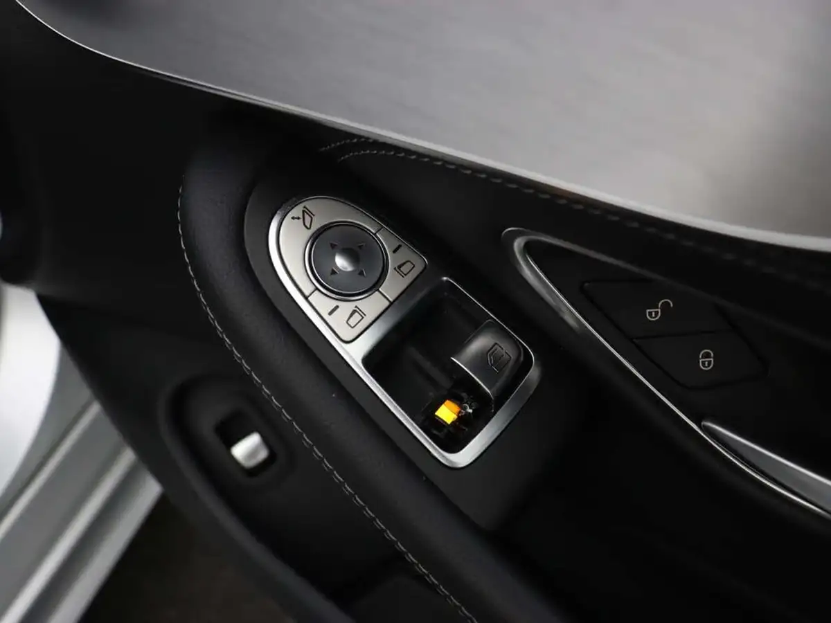 2019-mercedes-benz-c-class-20-c300-amg-line-premium-coupe-2d-big-22