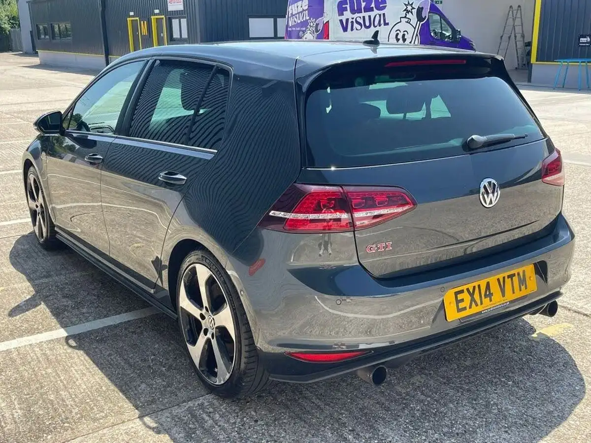 2014-volkswagen-golf-20-gti-230ps-performance-pk-hatchback-5d-dsg-big-76