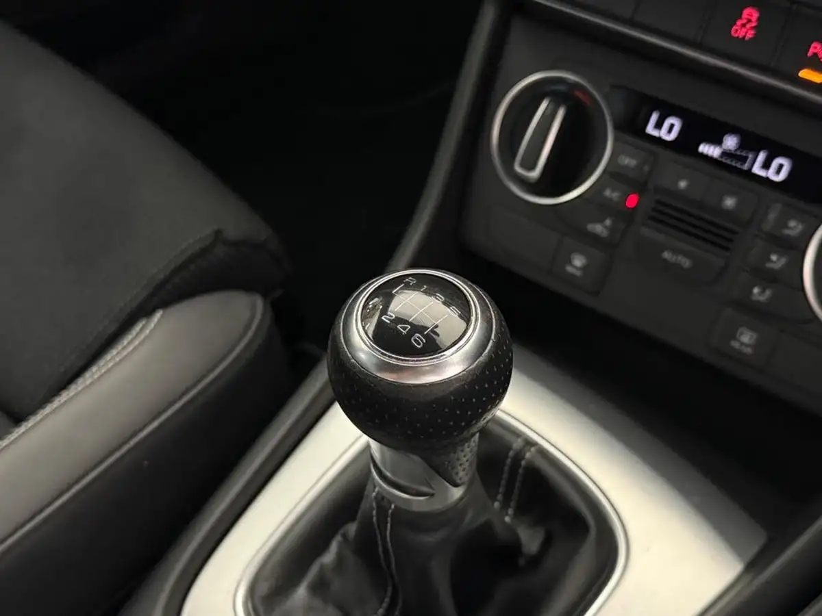 2018-audi-q3-20-tdi-quattro-s-line-edition-150ps-big-41