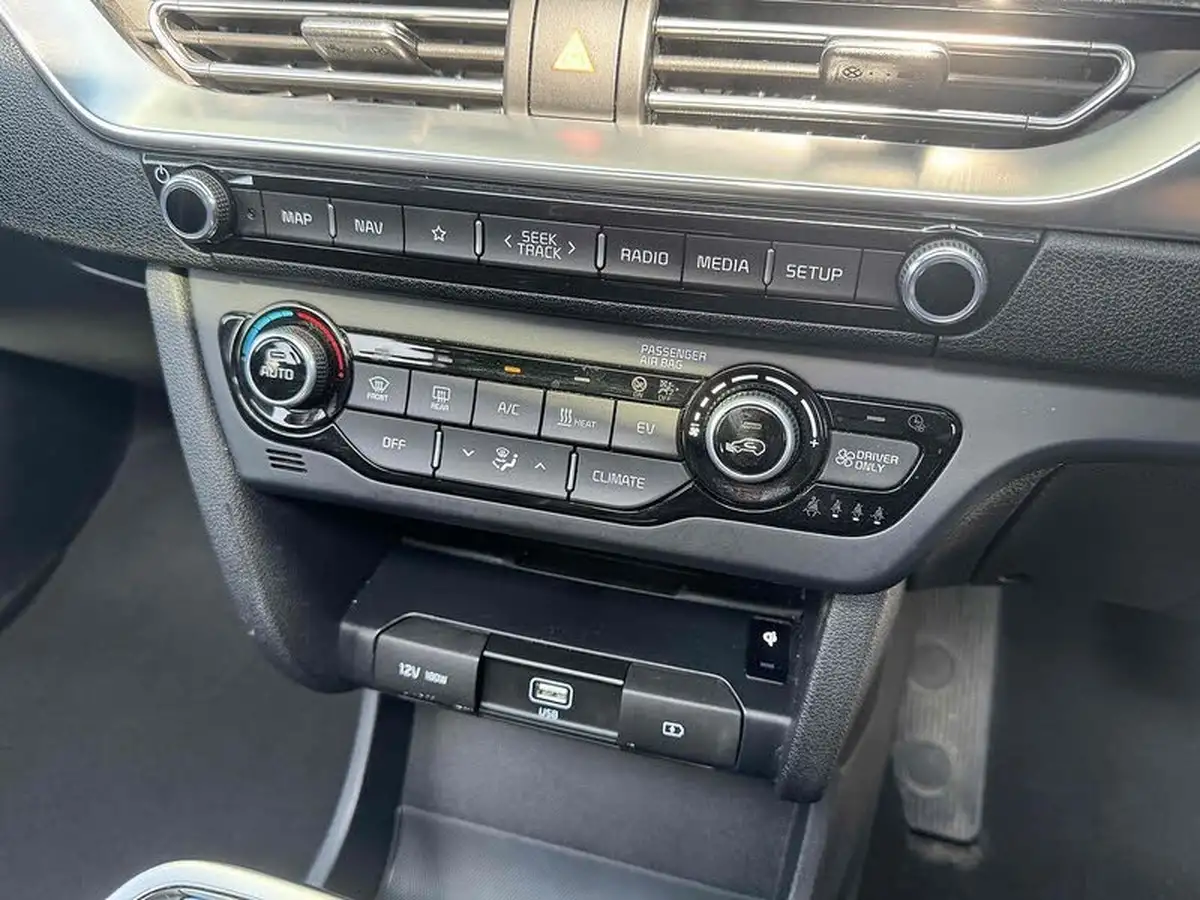 2021-kia-e-niro-ev-4-big-34
