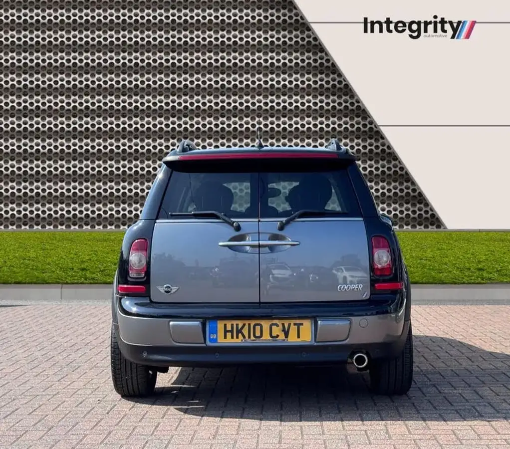 2010-mini-clubman-16-cooper-graphite-big-5