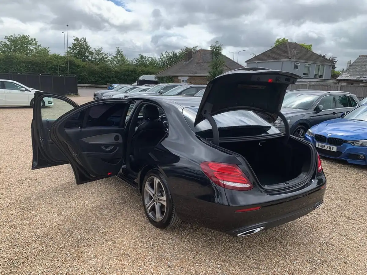 2019-mercedes-benz-e-class-20d-e220d-se-ss-saloon-4d-big-50