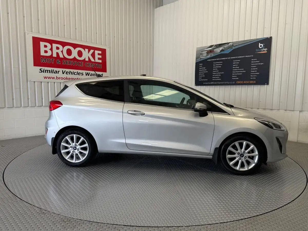 2018-ford-fiesta-10t-titanium-100ps-3d-auto-big-4