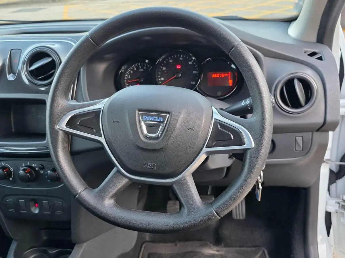 2017-dacia-sandero-10-sce-access-big-9
