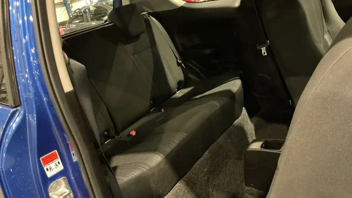2016-suzuki-swift-12-sz3-3d-big-13