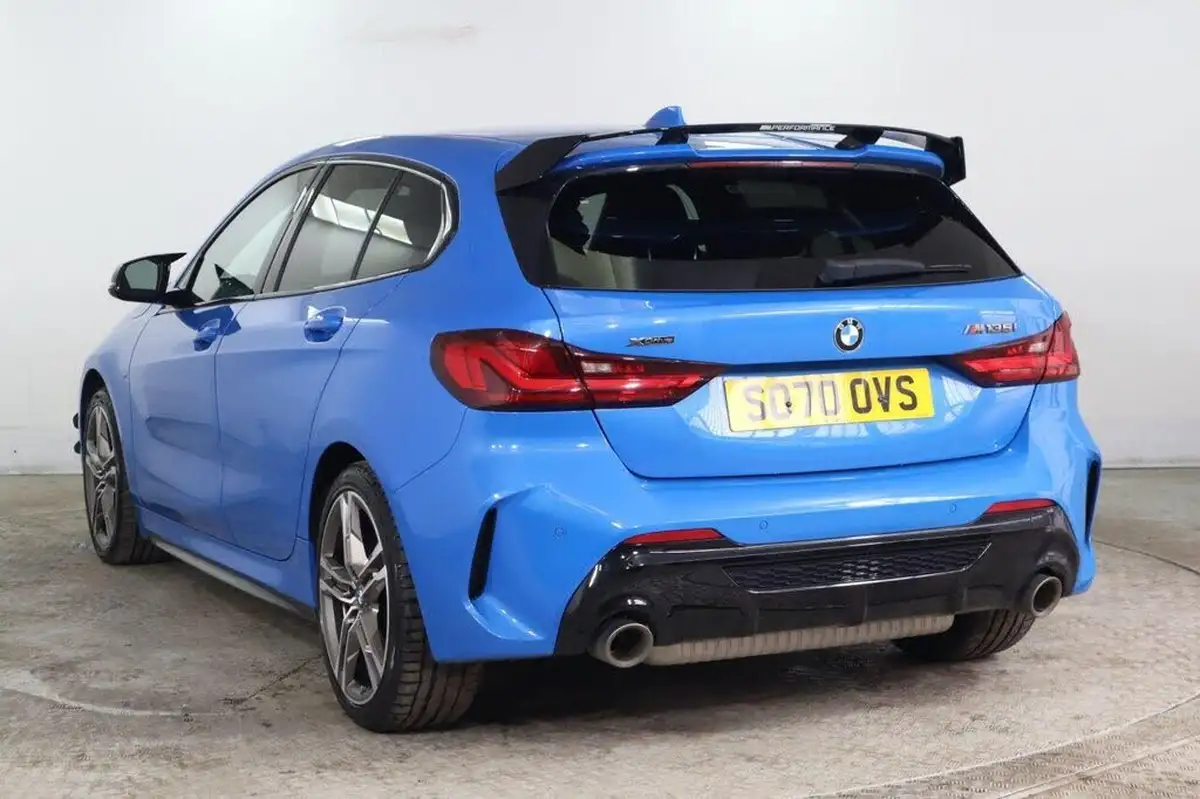 2020-bmw-1-series-20-m135i-xdrive-big-6