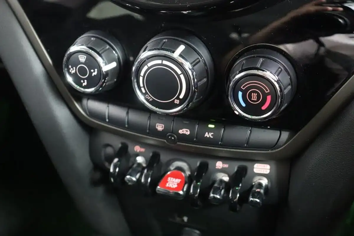 2021-mini-countryman-20-cooper-s-classic-all4-auto-big-26