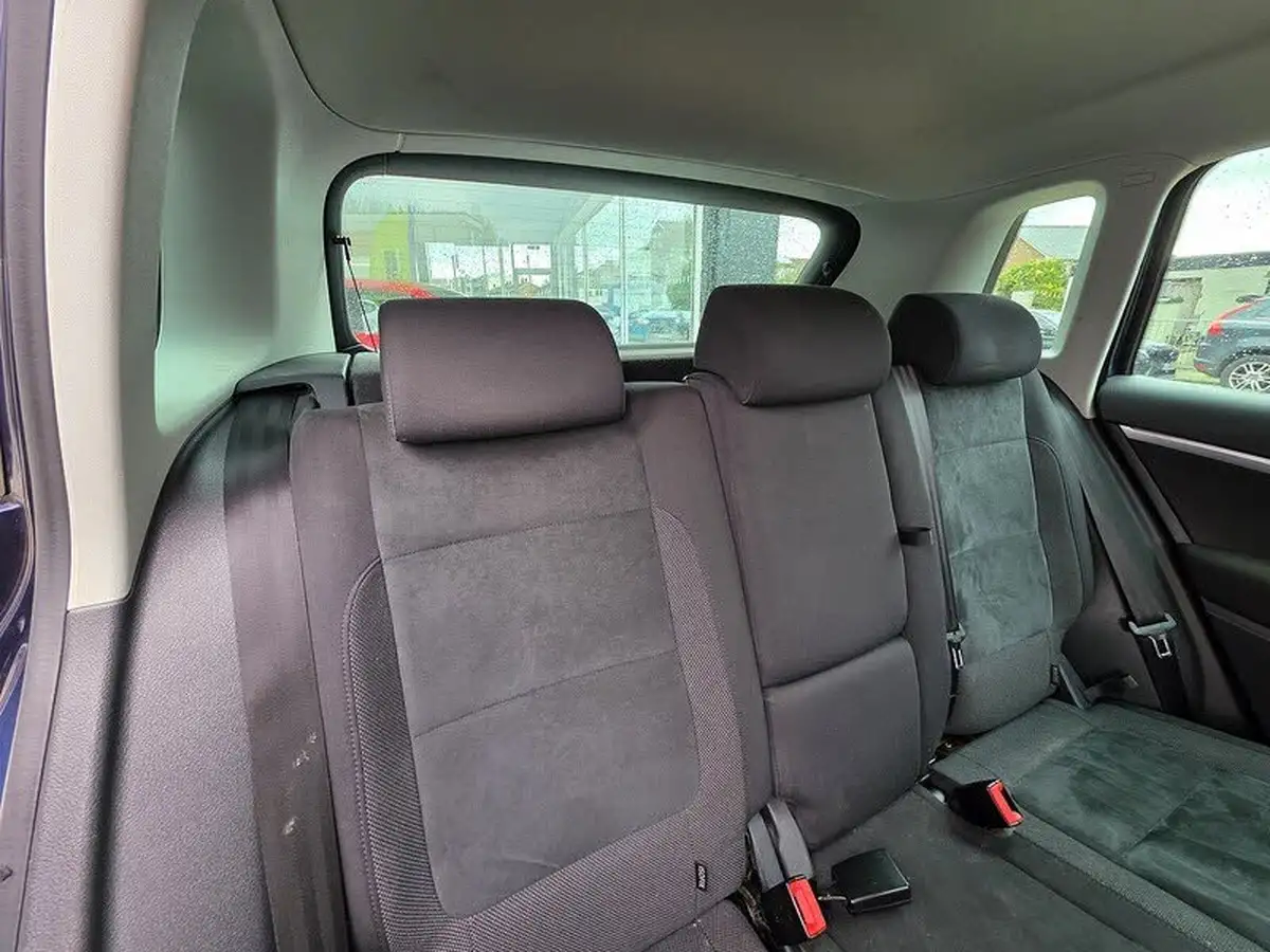 2015-volkswagen-tiguan-20tdi-match-150ps-4wd-bmt-dsg-big-22