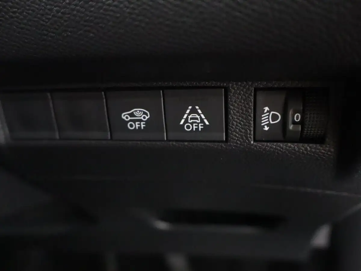 2022-peugeot-2008-suv-12-puretech-allure-premium-100bhp-big-28