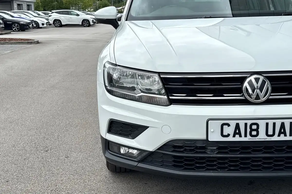 2018-volkswagen-tiguan-20tdi-se-navigation-150ps-4motion-ss-dsg-big-28