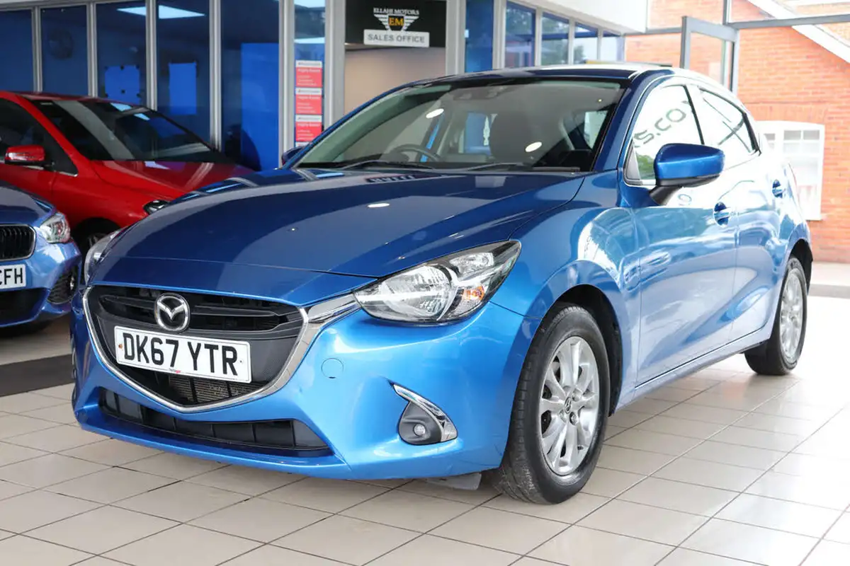 2018-mazda-mazda2-15-se-l-nav-auto-big-1