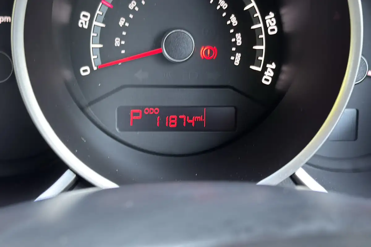 2018-kia-venga-16-3-auto-big-14