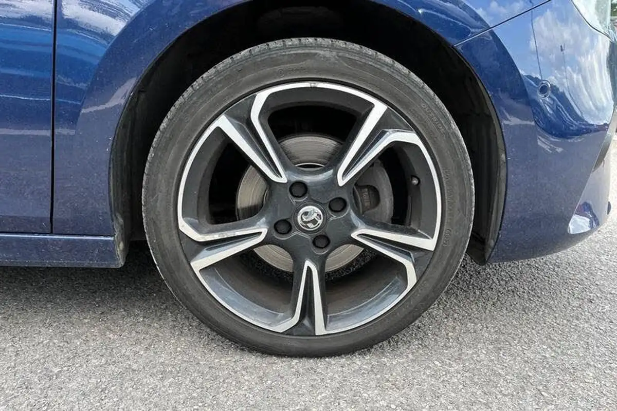 2020-vauxhall-corsa-12-turbo-elite-nav-premium-big-7