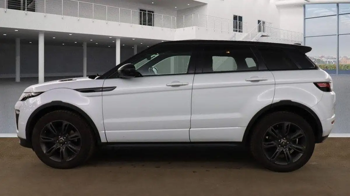 2018-land-rover-range-rover-evoque-20td4-landmark-auto-big-11