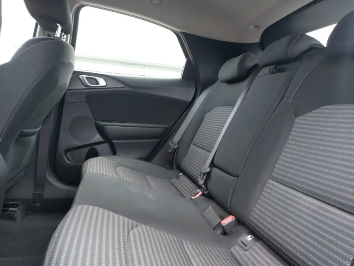 2022-kia-xceed-10-t-gdi-2-big-5