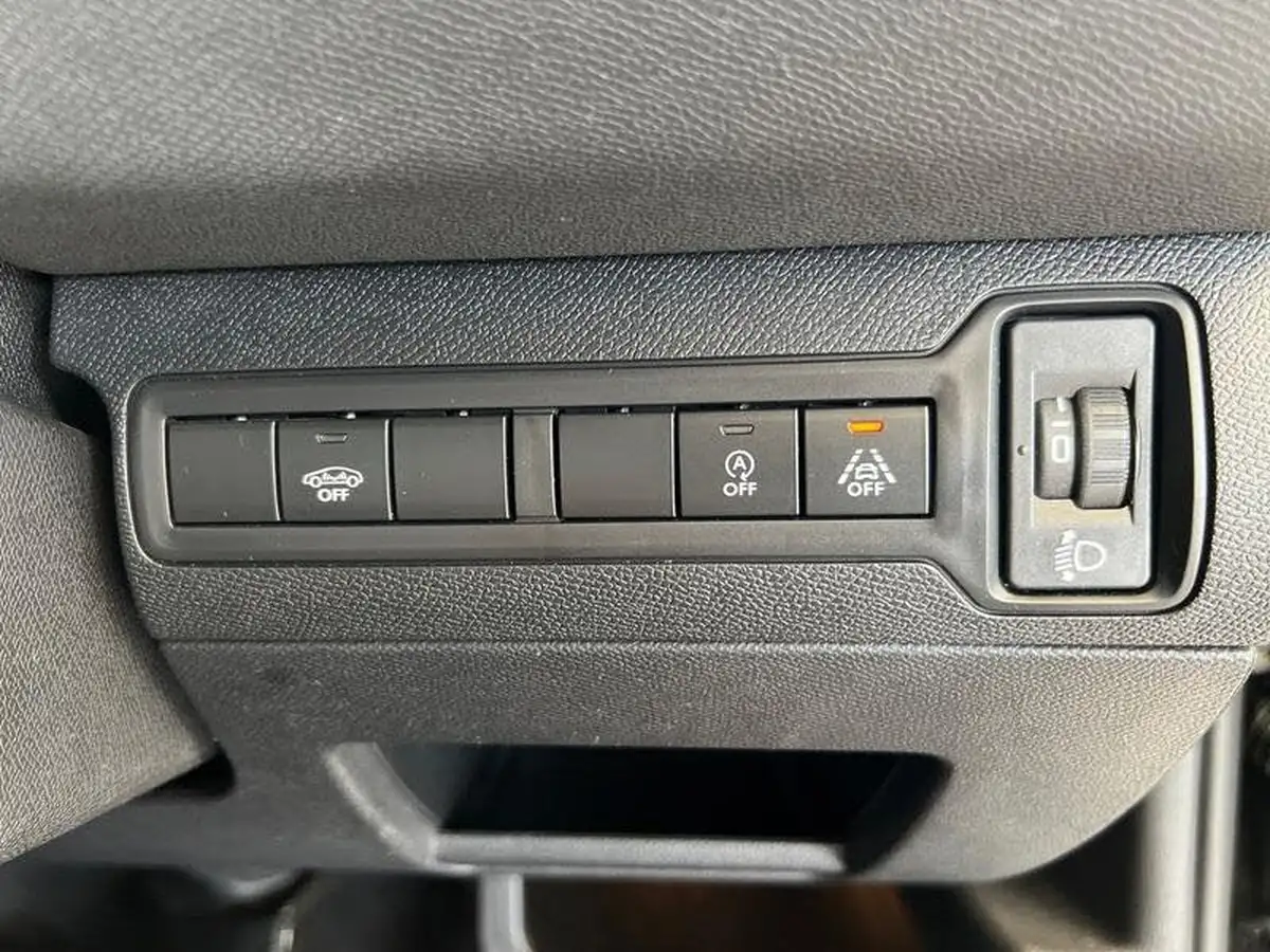 2021-peugeot-308-sw-12-puretech-allure-premium-digital-i-cockpit-estate-eat8-big-25