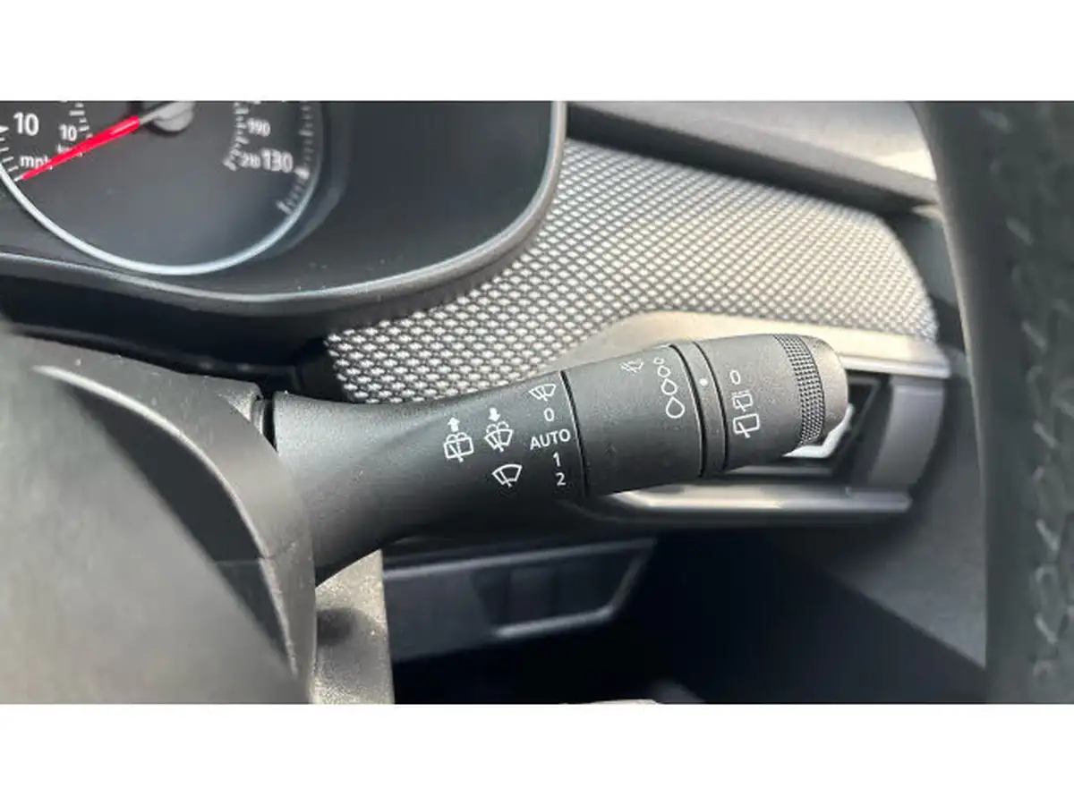 2023-dacia-jogger-10-tce-expression-big-30
