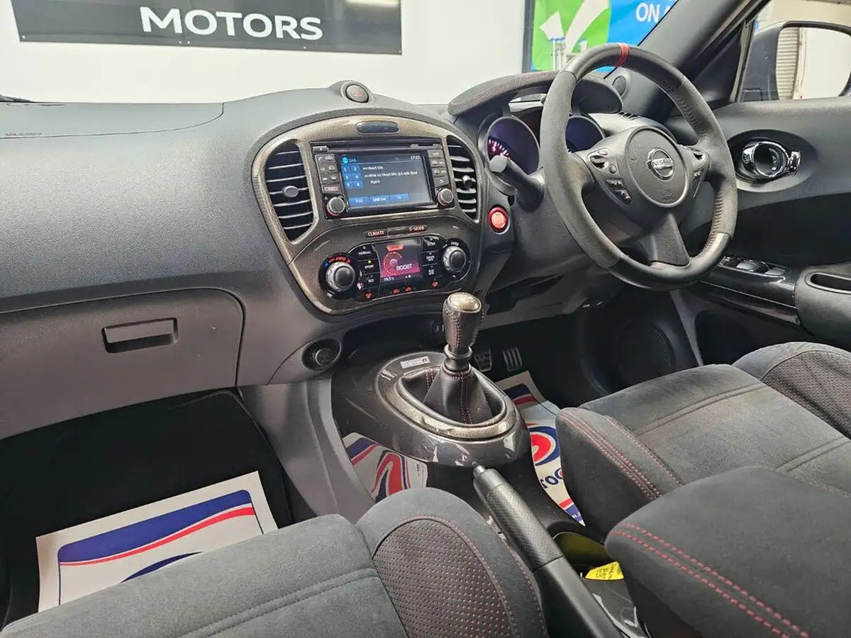 2015-nissan-juke-16-nismo-rs-218ps-big-9