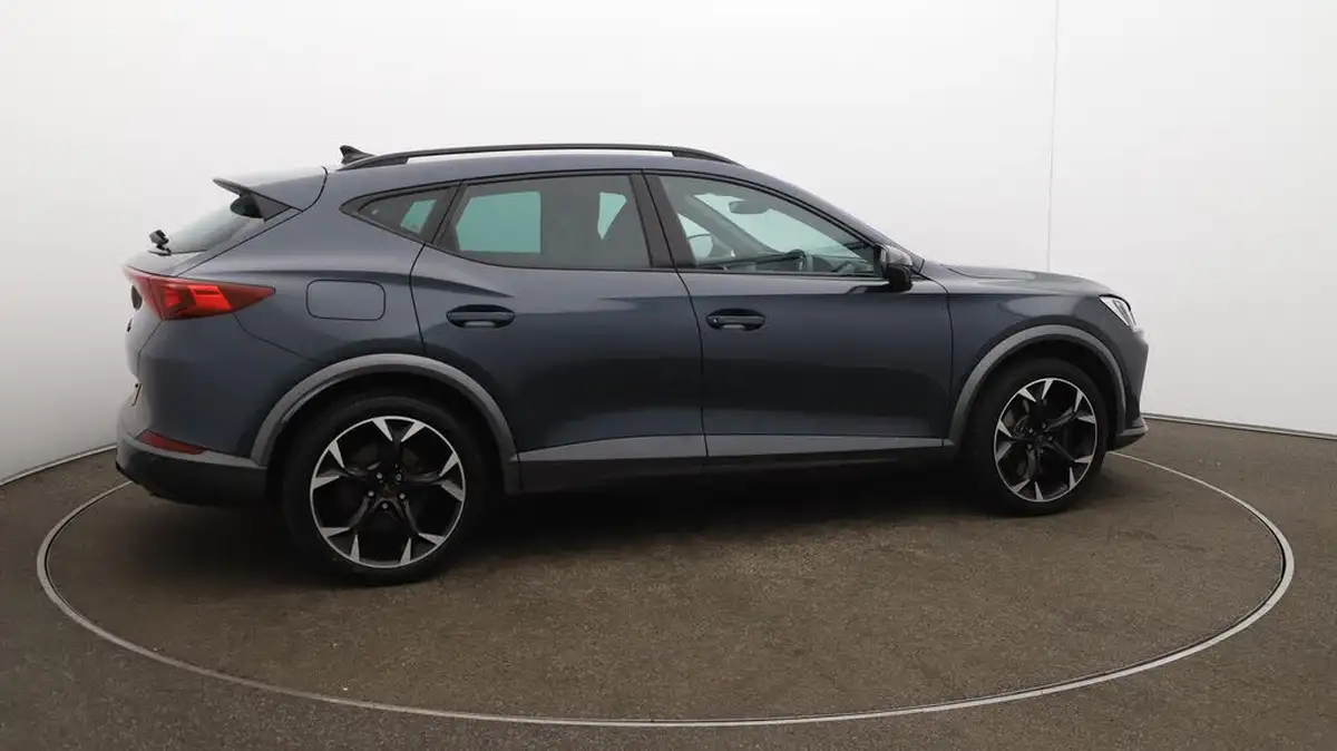 2022-cupra-formentor-14-e-hybrid-vz1-big-50