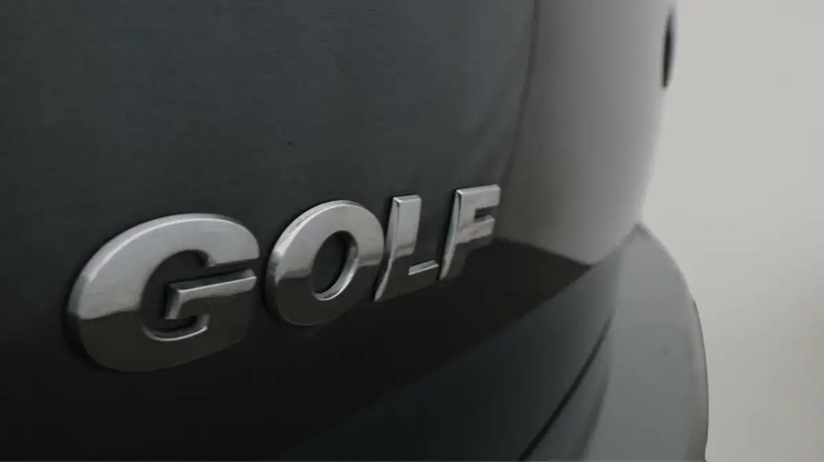 2019-volkswagen-golf-16tdi-se-hatchback-5d-dsg-big-19