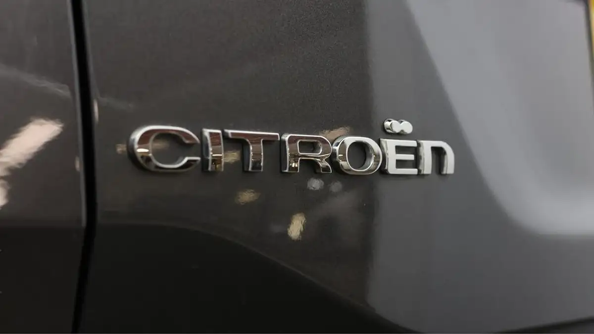 2023-citroen-c4-12-puretech-c-series-edition-eat8-big-36