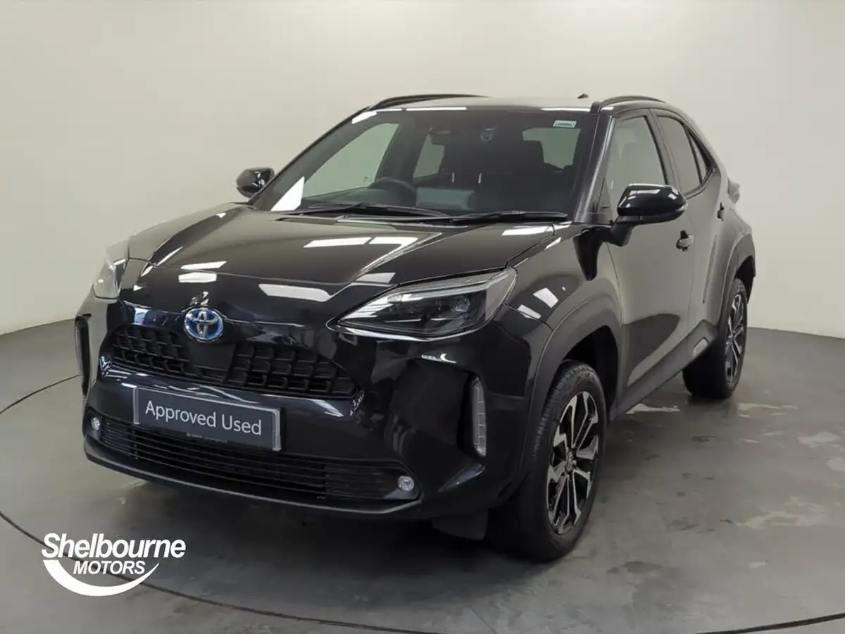2024-toyota-yaris-cross-15-vvt-i-design-big-10