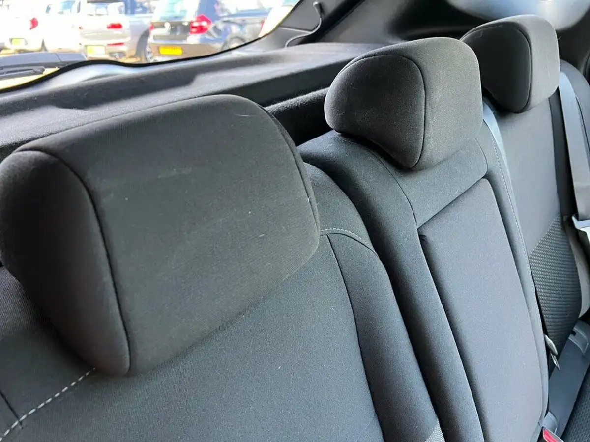 2019-nissan-qashqai-15dci-n-connecta-18in-alloys-dct-big-30