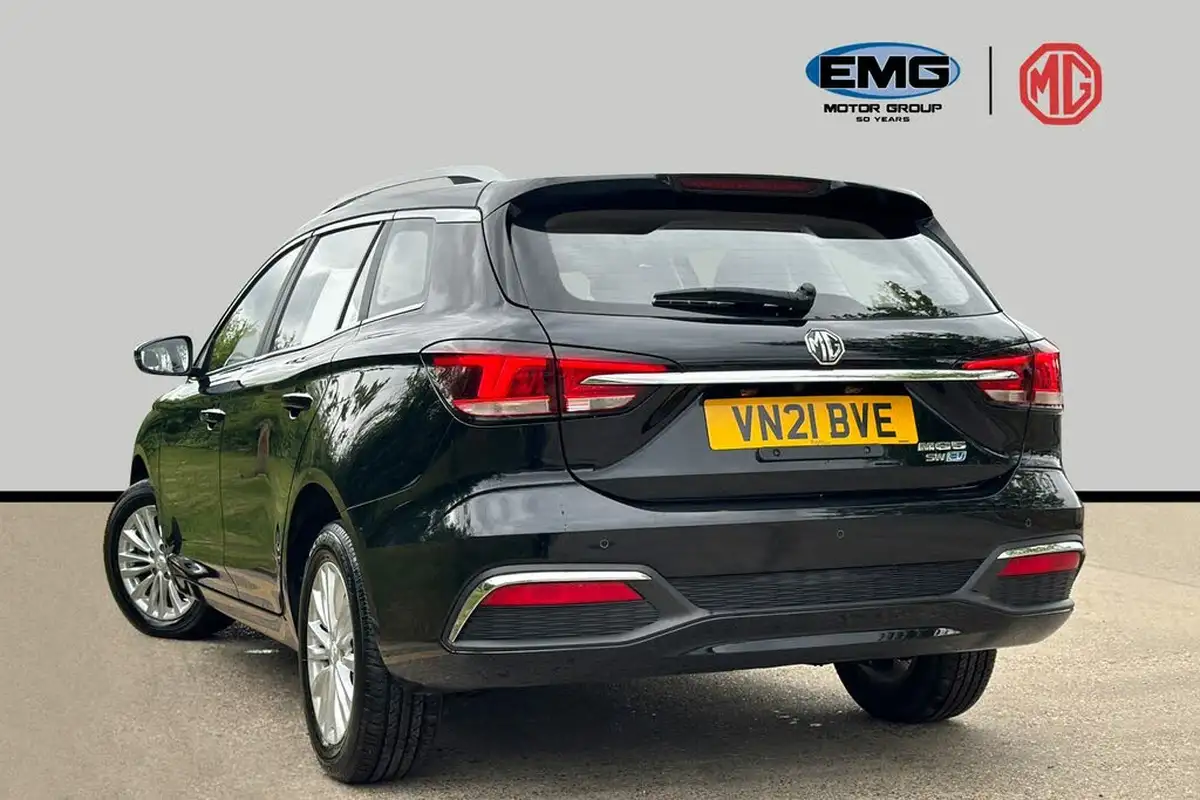 2021-mg-mg5-e-exclusive-ev-big-4