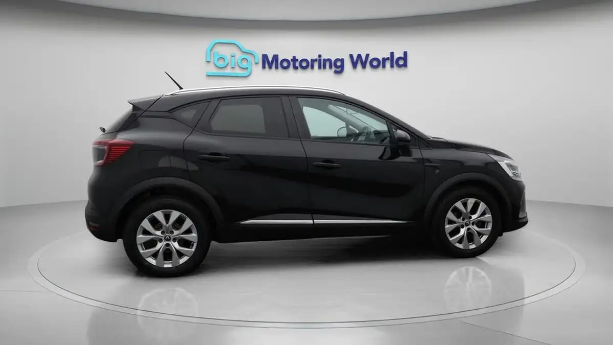 2020-renault-captur-15dci-iconic-95bhp-big-8