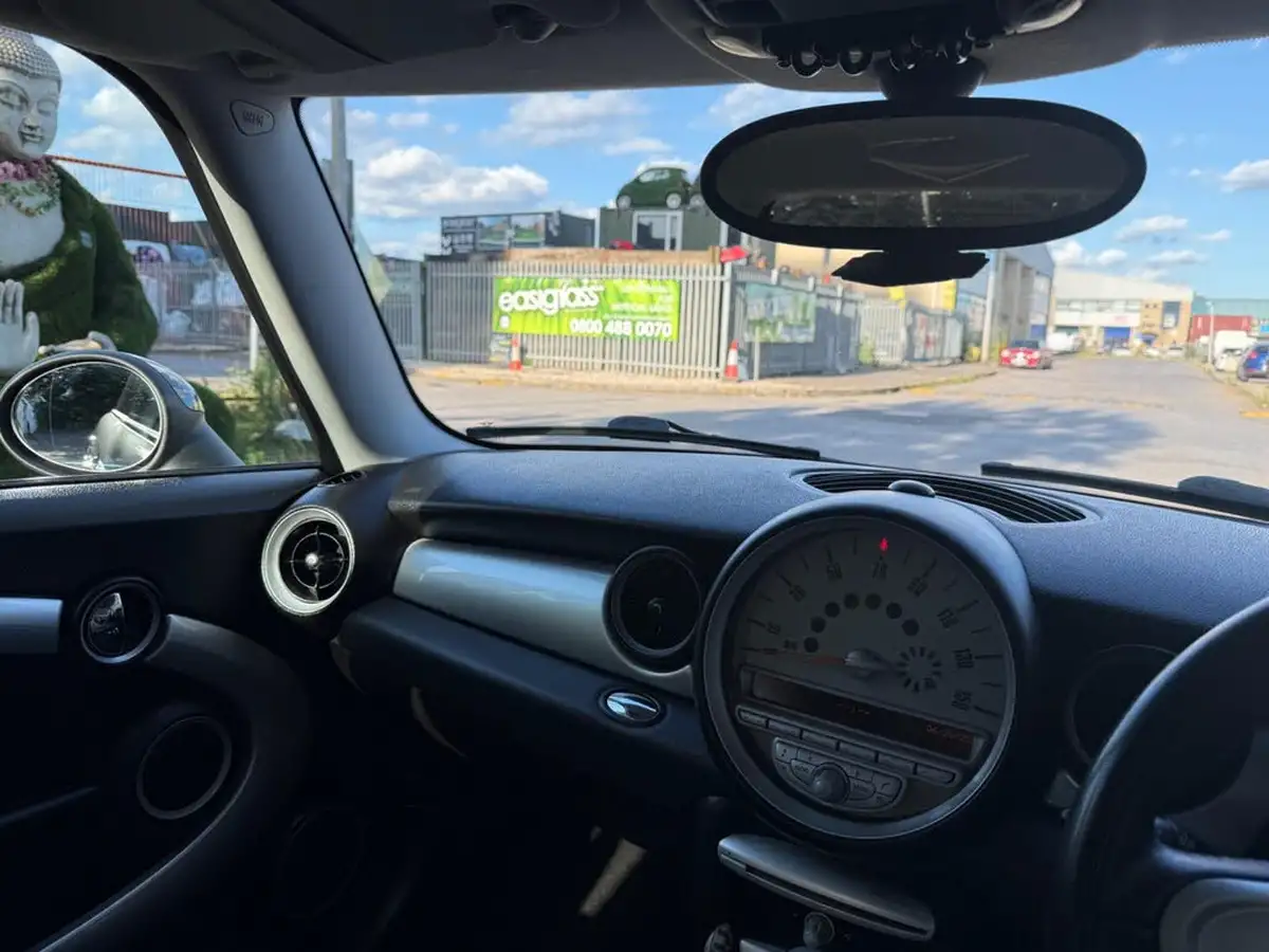 2008-mini-cooper-16-cooper-s-175bhp-hatchback-3d-big-46
