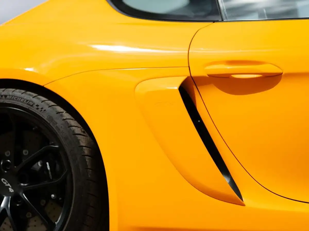 2023-porsche-cayman-718-40-cayman-gt4-big-38